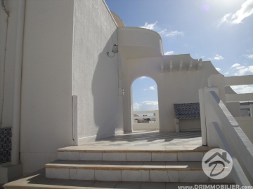  L 83 -  Sale  Furnished flat Djerba